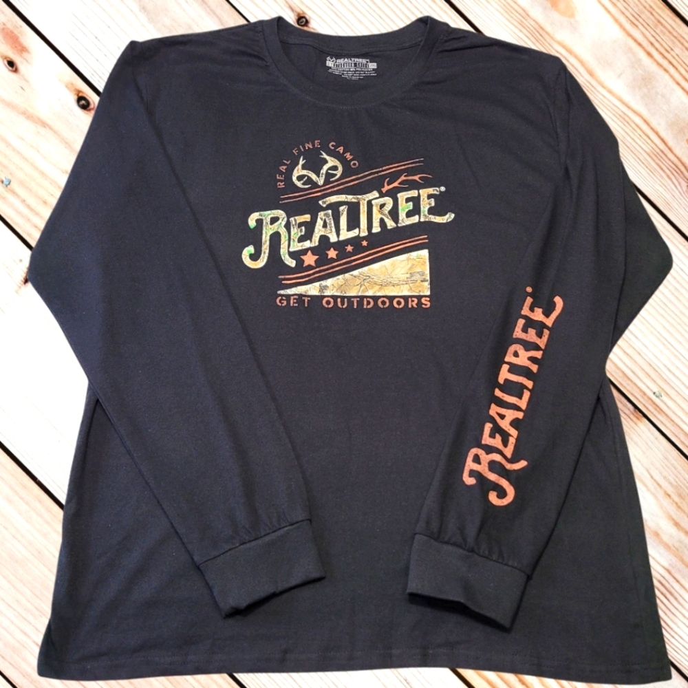 Men's Realtree Black Long Sleeve Shirt NWOT